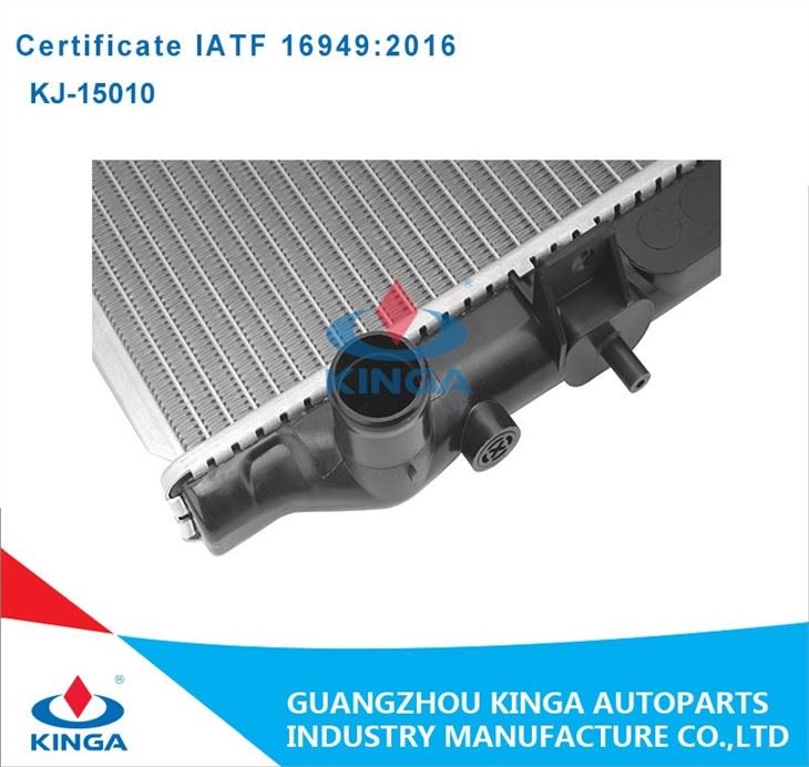 Plastic Aluminum Brazed Radiator For Nissan BLUEBIRD`93-98 U13 MT